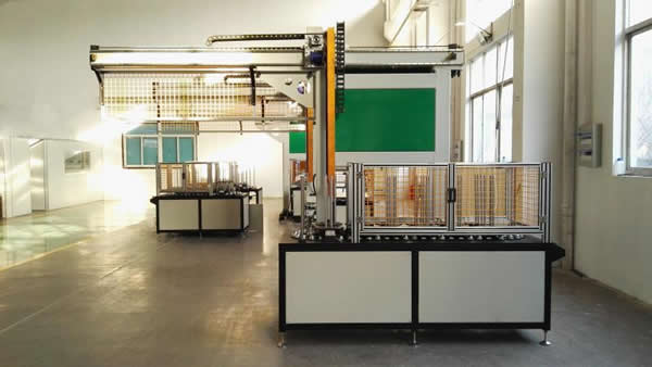 桁架機(jī)器人一對(duì)一